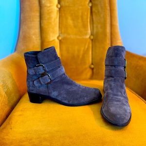Beautiful Stuart Weitzman boots size 8.5 Suede 'strapduo' Moto Biker M